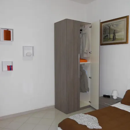 Greenriver Guest house Ponsacco